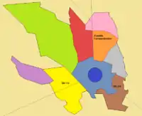 Mapa dos noves distritos em diferentes cores.