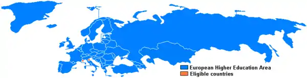Mapa azul da Euroásia e Gronelândia, com Mónaco e São Marino em cor-de-laranja