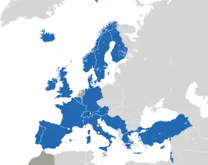 Um mapa colorido dos países da Europa