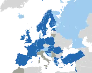 Um mapa colorido dos países da Europa