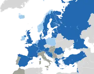 Um mapa colorido dos países da Europa