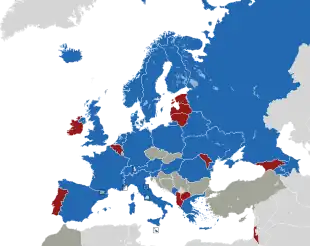 Um mapa colorido dos países da Europa