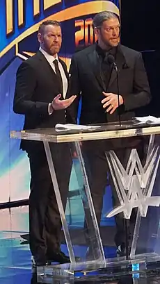 Edge e Christian durante o tempo em que estiveram na The Brood.