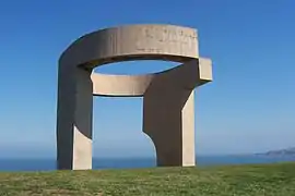 Elogio del Horizonte, concreto (1989), Gijón, Espanha