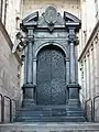 A entrada para a Catedral de Wawel, do oeste.