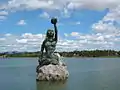 Estátua de Iracema (2004) na Lagoa da Messejana, em Messejana, em Fortaleza, no Ceará. A modelo da estátua é a ex-BBB e hoje pastora evangélica Natália Nara.