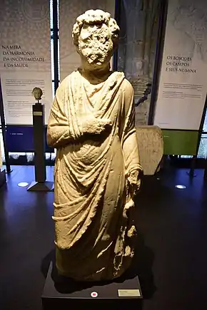 Estátua de Esculápio, encontrada em quinta em Brinches