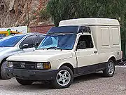 Fiorino 1ªG após facelift que o deixou parecido com o Spazio.