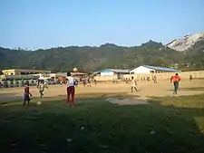 Campo de futebol em Obuasi