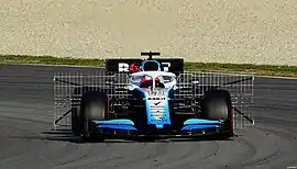 Robert Kubica testando o FW42.