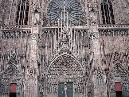 Portais e tímpano da Catedral de Estrasburgo (início 1176)