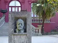 Busto do Professor Gonçalo Sampaio
