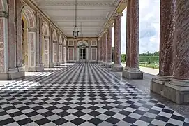 Peristilo do Grande Trianon