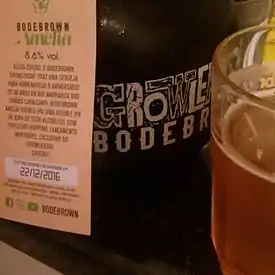 Growler da cervejaria Bodebrown.