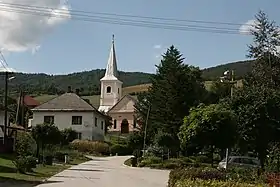 Igreja de São Miguel Arcanjo, em Helcmanovce.