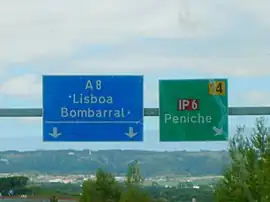 Nó com a A 8, perto de Óbidos.