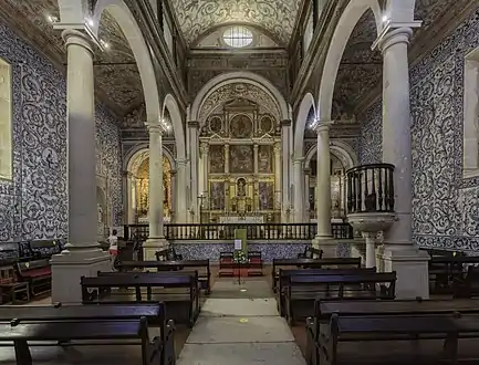 Interior da igreja