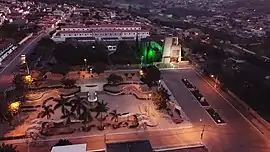 Imagem aérea da Praça da Bandeira e da Igreja do Bom Jesus em 2018.
Autor da imagem: Júnior Seabra / @dr.drone.bahia