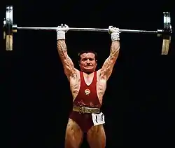 Imre Földi foi primeiro halterofilista a participar de cinco Jogos Olímpicos, de 1960 a 1976