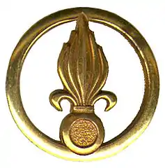 Segundo emblema de boina padrão, usado até 1990