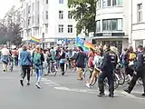 Bandeira arco-íris de duplo-Vênus em demonstração de solidariedade Istanbul Pride&nbsp;[en], Berlim, Alemanha, 2018