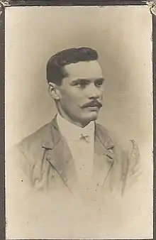 Registro fotográfico feito quando ainda residia em Osigo, Vêneto, Itália, antes de 1875, ano em que emigrou para o Brasil.