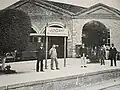 Plataforma da estação Jundiaí em 1920, no local onde era realizada a baldeação com a Companhia Ituana.