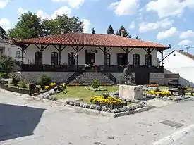 Ancien han à Kosjerić