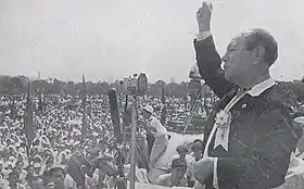 Kyuichi Tokuda durante um discurso em 1946