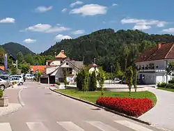 Praça central em Lukovica