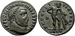 Fólis de Maximino Daia (r. 305–313) emitido em Heracleia Perinto ca. 313
