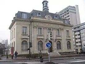 O hôtel de ville.