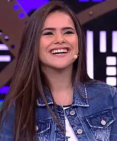 Maisa Silva como a ciumenta Valéria Ferreira.