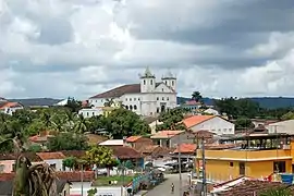 Vista da cidade, com a Igreja Matriz ao fundo