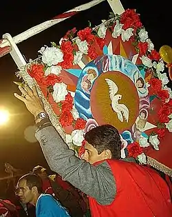 Levantamento do mastro