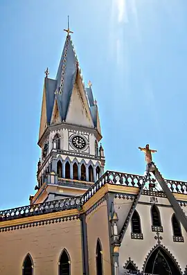 Santuário Bom Jesus de Manhumirim, no Centro