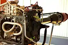 é basicamente um motor foguete movido por um bi-propelente alcohol/LOX