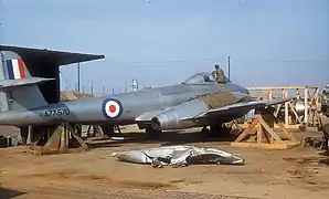 Um Gloster Meteor do Esquadrão N.º 77 da RAAF, 1952