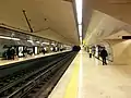Plataformas da estação da Linha Verde