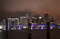 Downtown Miami à noite sobre a Baía Biscayne