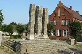 Monumento aos mortos e assassinados