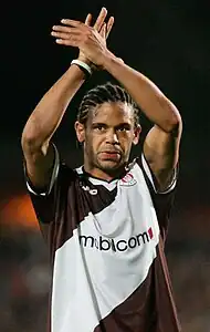 Michél Mazingu-Dinzey