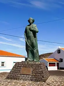 Cristóvão Colombo, Ilha de Santa Maria
