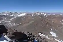 Vista do cume do Vulcão Parofes, 5845 metros de altitude.