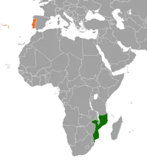 Mapa indicando localização de Moçambique e de Portugal.