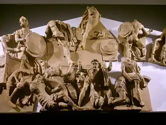 Frontão de Talamon, etrusco.