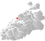 Mapa do condado de Møre og Romsdal com Aukra em destaque.