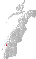 Mapa do condado de Møre og Romsdal com Alstahaug em destaque.
