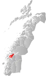 Mapa do condado de Møre og Romsdal com Leirfjord em destaque.