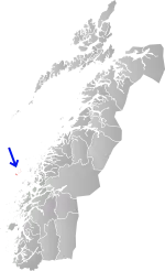 Mapa do condado de Møre og Romsdal com Træna em destaque.